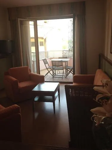 古斯西欧二世酒店 3* 格拉多