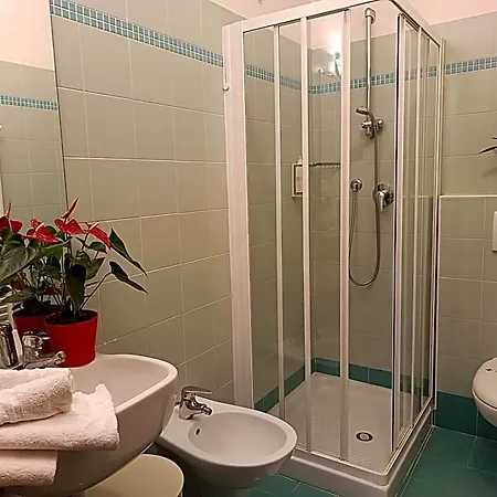 Hotel Il Guscio 3*