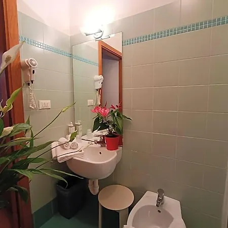 Il Guscio Hotel 3*