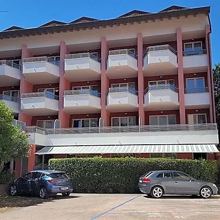 Il Guscio Hotel 3*