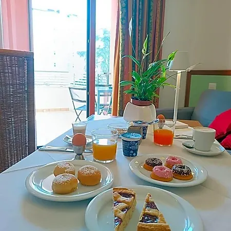 Hotel Il Guscio 3*